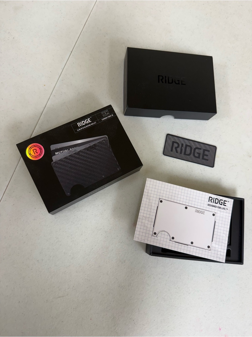 Ridge Carbon Fiber Wallet with Box and Patch - Black - Picture 3 of 10